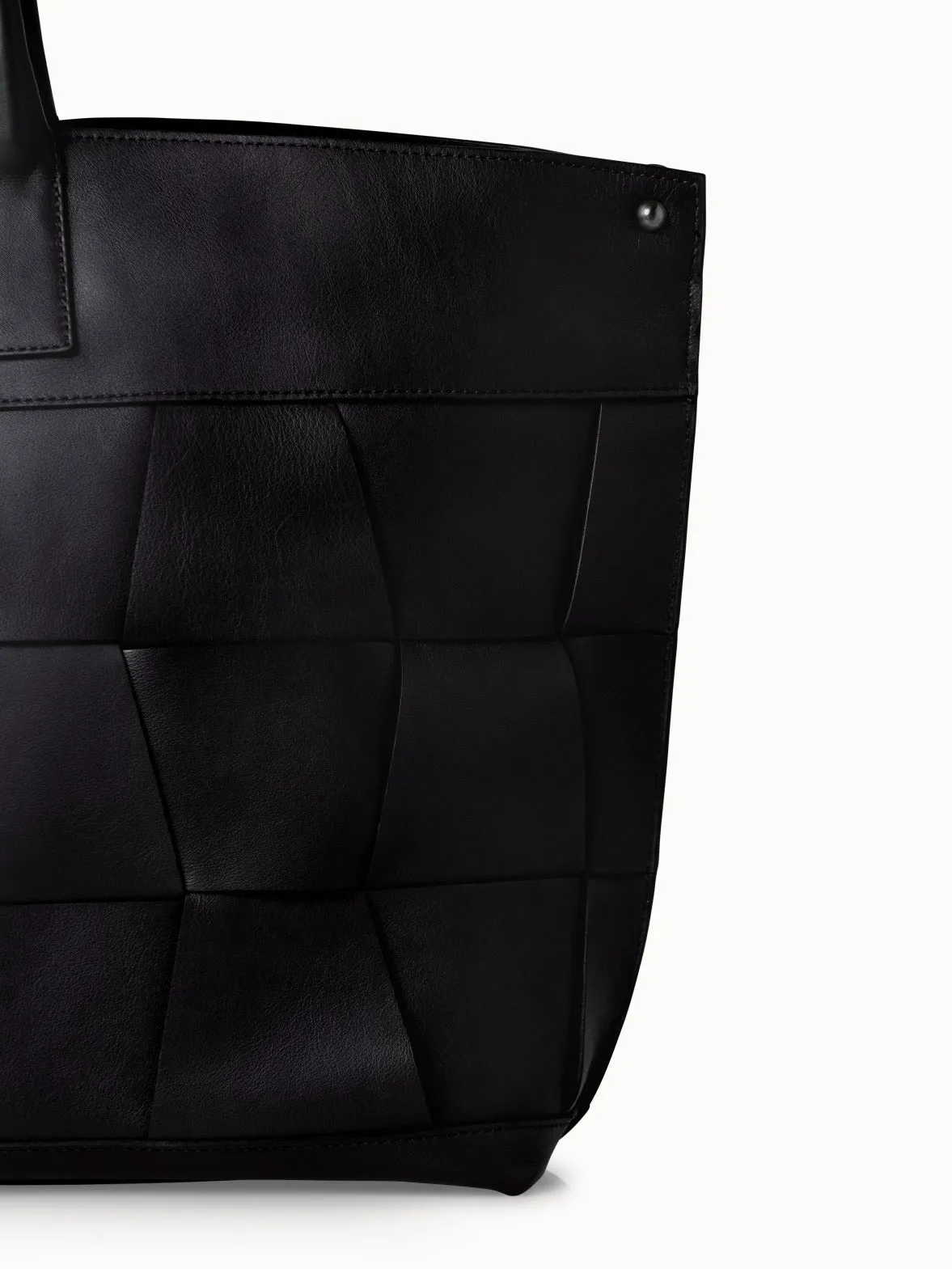 Ai Medium Top Handle Tote