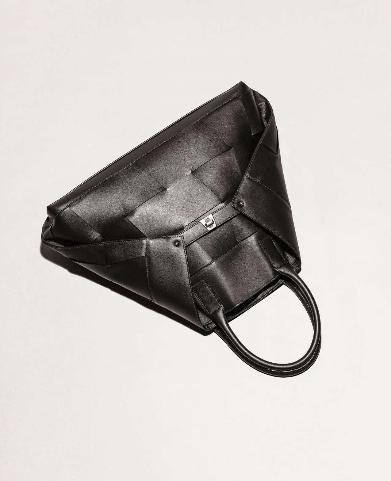 Ai Medium Top Handle Tote