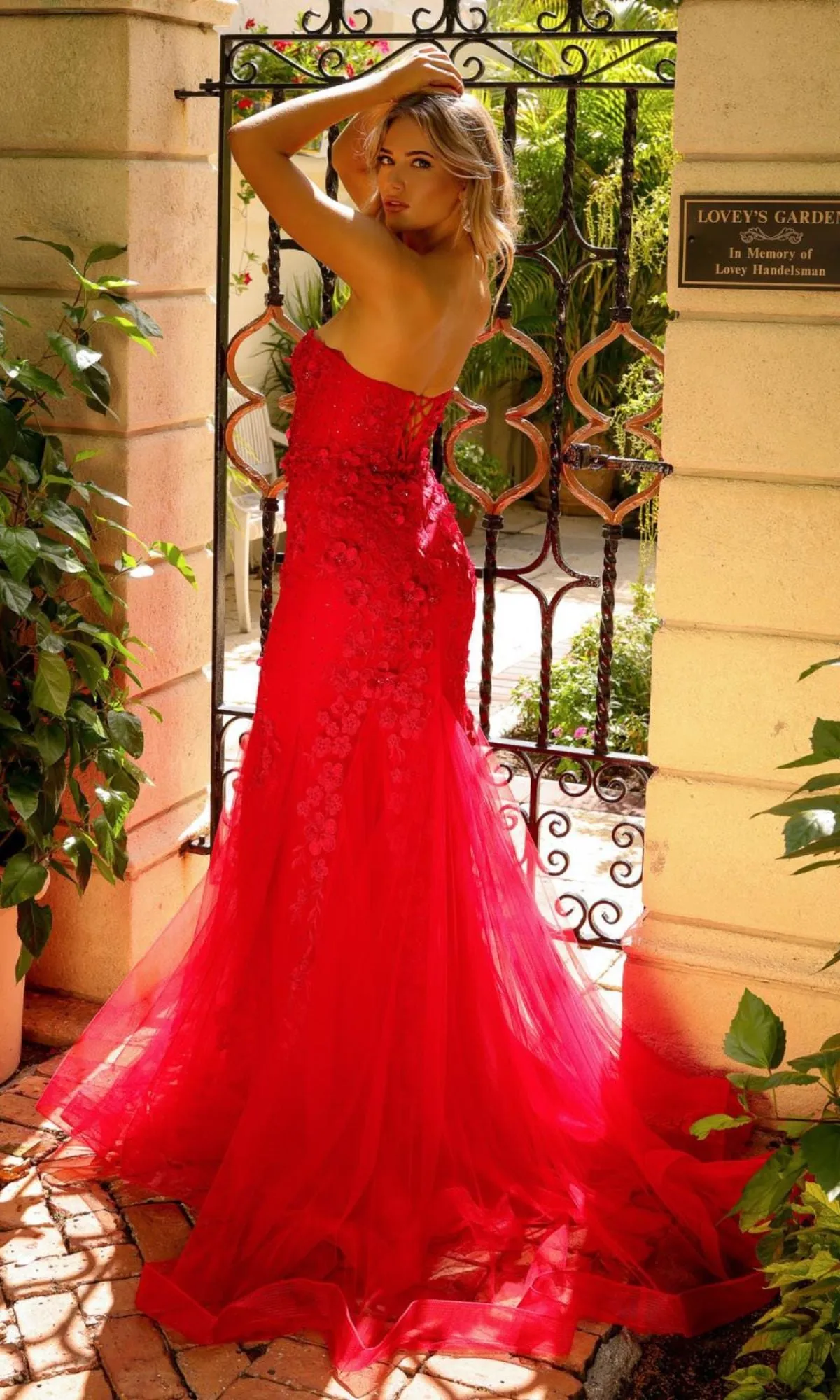 Amelia Couture Long Formal Dress su081