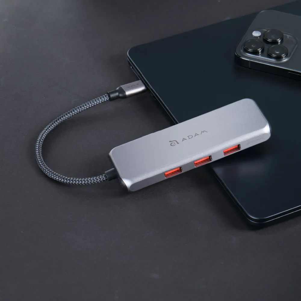 CASA Hub A07 USB-C Gen2 SuperSpeed 7-in-1 Hub    PeAk III 120B - Apple MFi-Certified USB-A to Lightning Cable (1.2M)