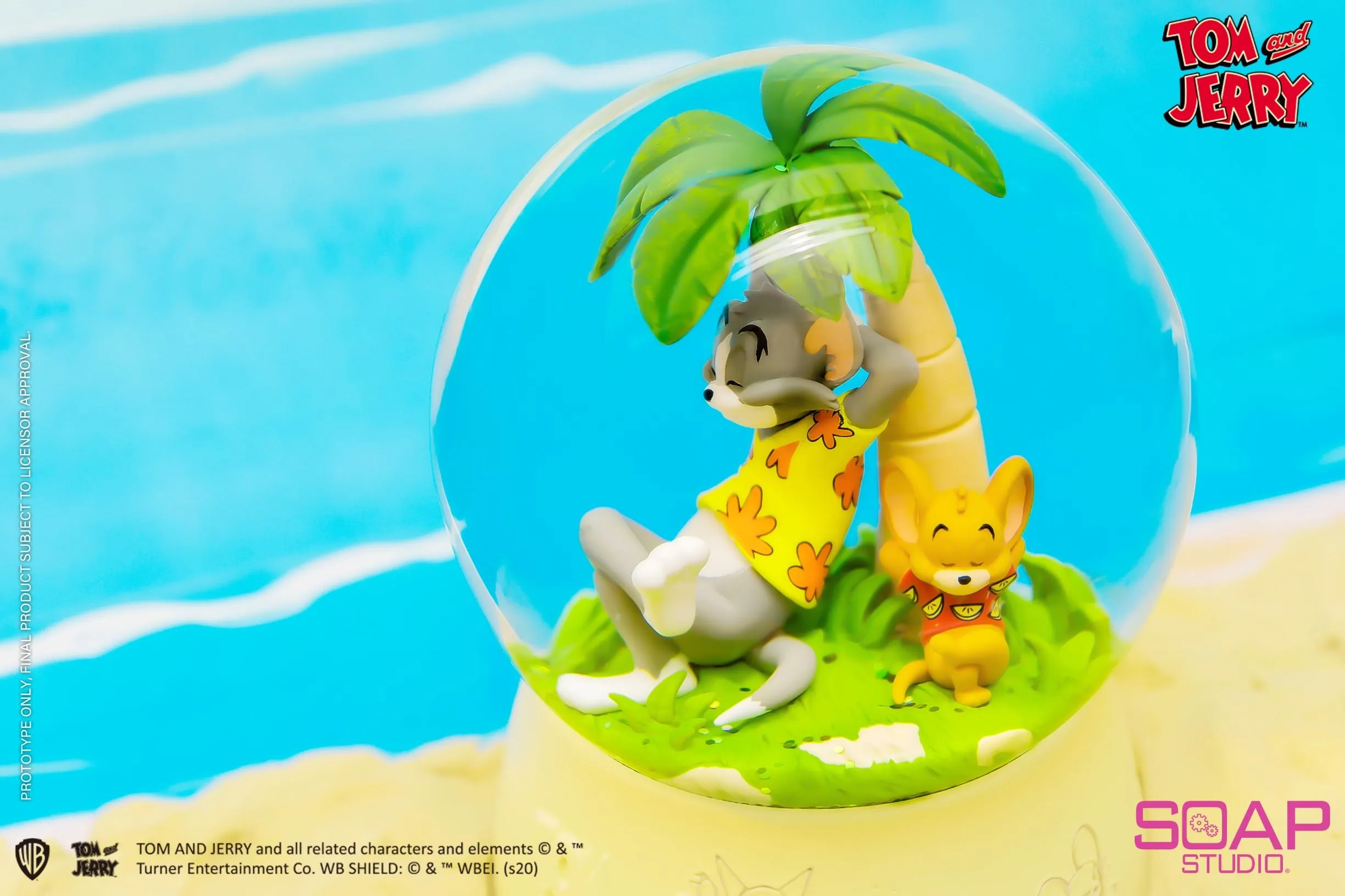Soap Studio CA305 Tom and Jerry: Tropical Oasis Globe