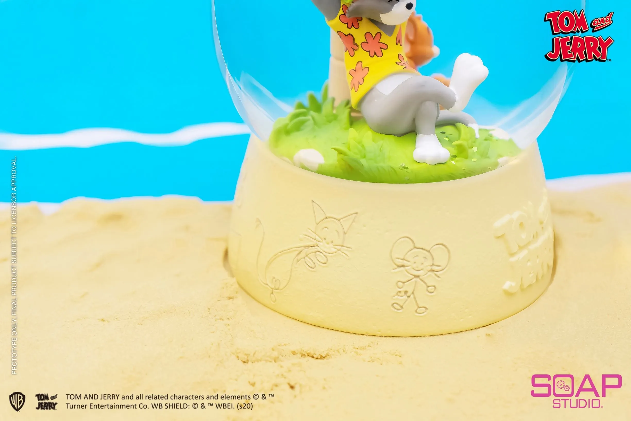 Soap Studio CA305 Tom and Jerry: Tropical Oasis Globe
